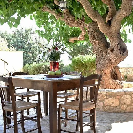 Mulberry In Armenoi, Chania